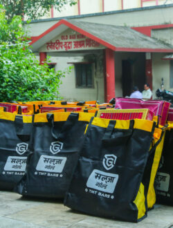 Old age home giridih saluja gold tmt bars (3)