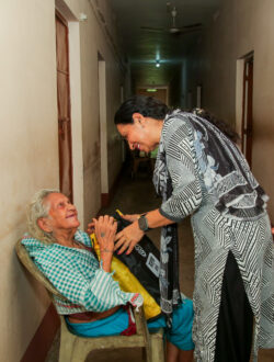 Old age home giridih saluja gold tmt bars (7)