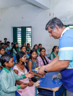 saluja gold tmt bars torch distribution (5)